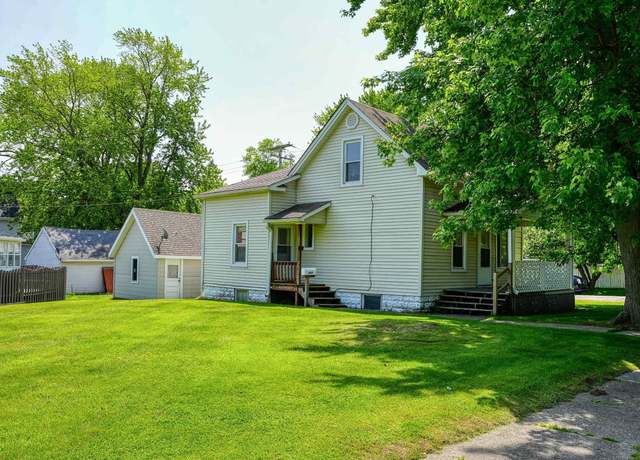 Property at 1469 Vermont St, Marysville, MI 48040, 2 beds, 1.5 baths