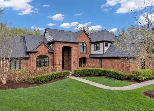 Property at 3668 May Center Ct, Orion, MI 48360, 4 beds, 3.5 baths