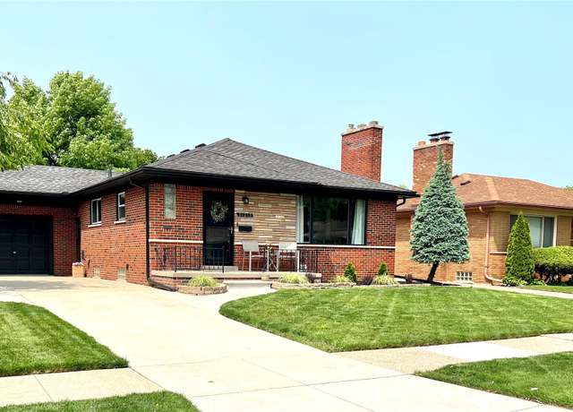 Property at 21217 Raymond St, St Clair Shores, MI 48082, 3 beds, 1.5 baths