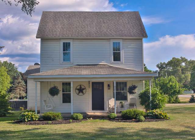 Property at 8015 Bloomer St, Carson City, MI 48811, 4 beds, 2 baths