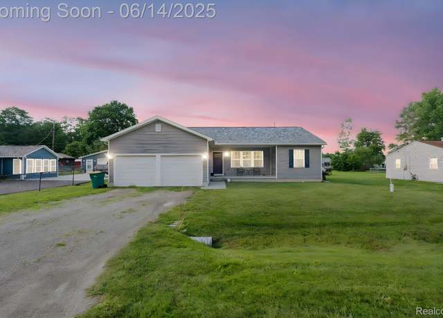 Property at 5074 Burma Rd, Kimball, MI 48074, 3 beds, 2 baths