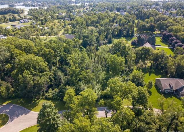 Property at 1920 Laflamme Ct, White Lake, MI 48386