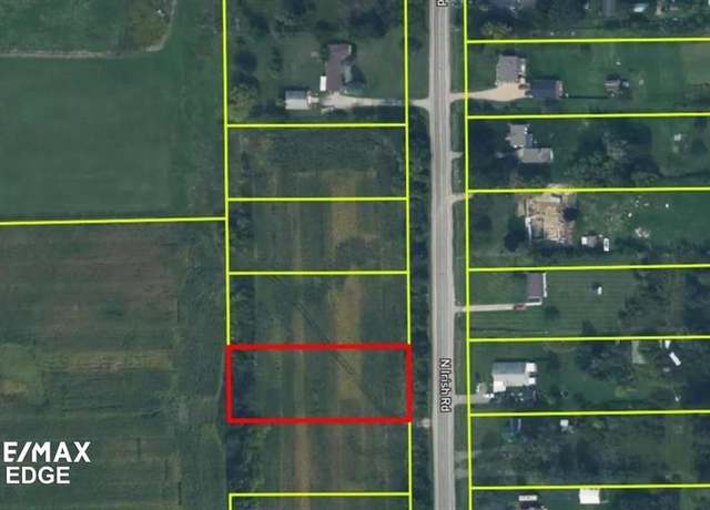 Property at 5165 N Irish Rd, Davison, MI 48423