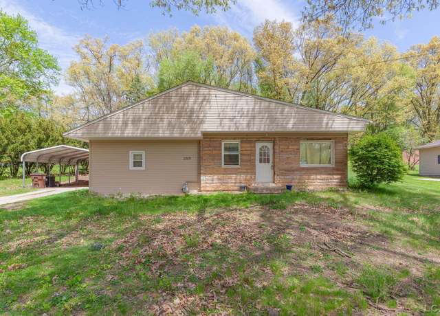 Property at 5309 Treat Hwy, Adrian, MI 49221, 2 beds, 1 bath