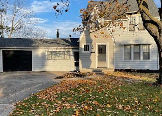 Property at 1413 S Riverside Ave, St Clair, MI 48079, 4 beds, 1.5 baths