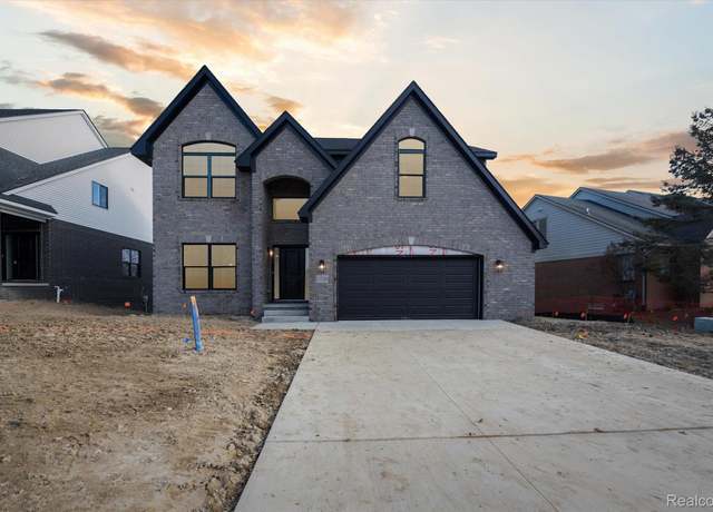 Property at 50536 Cottonwood Ct, Plymouth, MI 48170, 4 beds, 2.5 baths