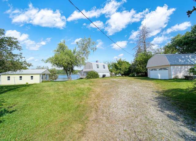 Property at 624 Fishermans Wharf, Horton, MI 49246, 5 beds, 3.5 baths