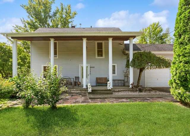 Property at 6460 E Galien Buchanan Rd, Buchanan, MI 49107, 3 beds, 2 baths