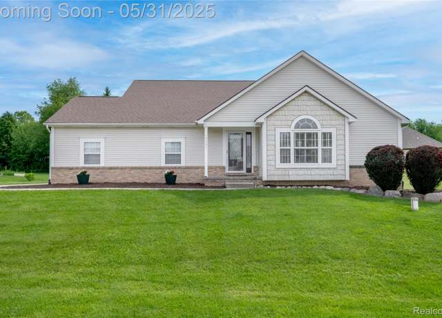 Property at 16441 E Horseshoe Trl, Linden, MI 48451, 3 beds, 2 baths
