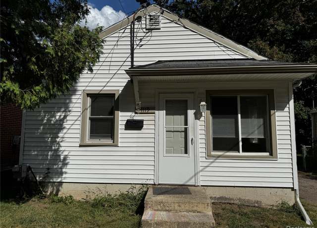 Property at 1119 Leslie St, Lansing, MI 48912, 2 beds, 1 bath