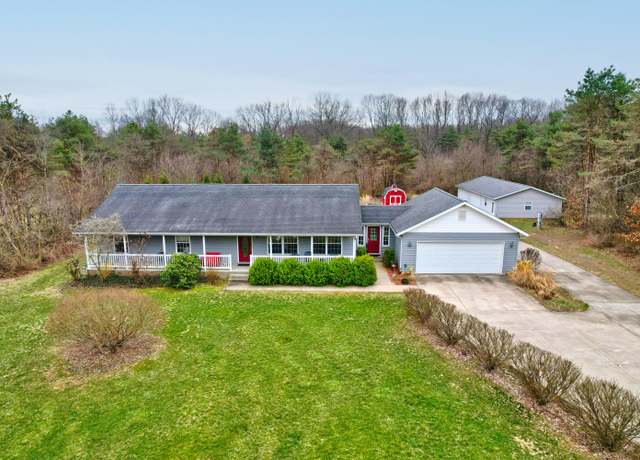 Property at 2688 White St, Niles, MI 49120, 4 beds, 3 baths