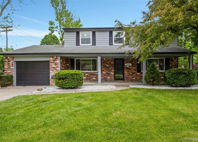 Property at 255 Okemah Rd, Waterford, MI 48328, 4 beds, 1.5 baths