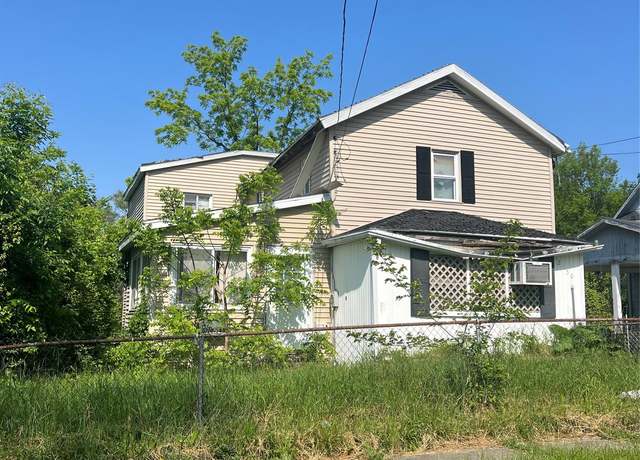Property at 2050 Ferris Ave, Flint, MI 48503, 3 beds, 1.5 baths