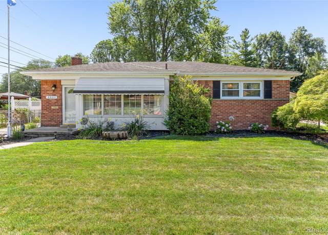 Property at 35211 Hathaway St, Westland, MI 48150, 4 beds, 2.5 baths