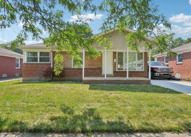 Property at 29746 Red Cedar Dr, Flat Rock, MI 48134, 3 beds, 2 baths