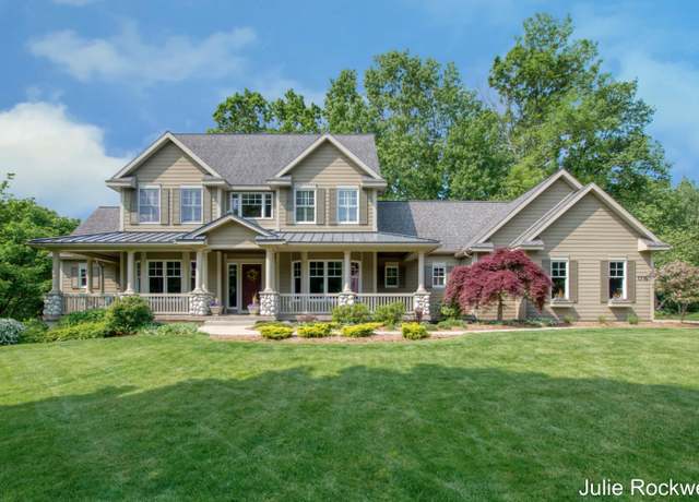 Property at 1715 Flowers Crossing Dr NE, Grand Rapids, MI 49525, 5 beds, 4.5 baths