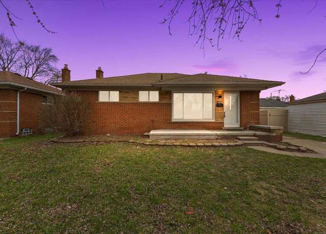 Property at 26050 Janet Ct, Roseville, MI 48066, 3 beds, 2 baths
