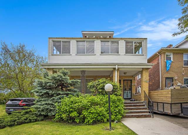Property at 2237 W Grand St, Detroit, MI 48238, 6 beds, 2 baths