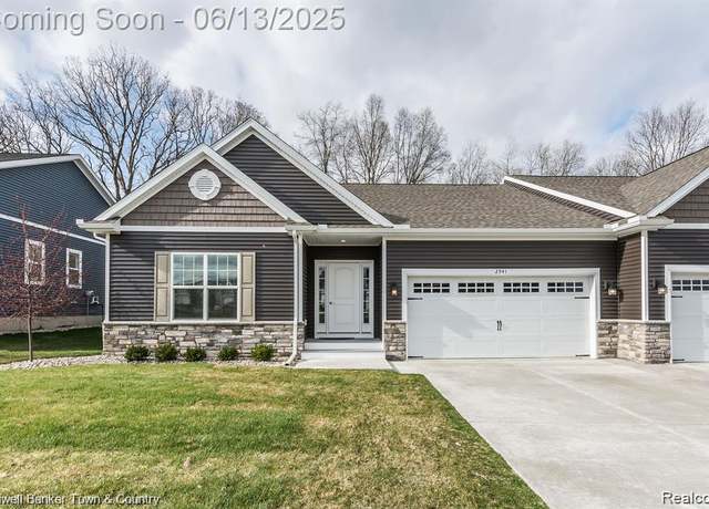 Property at 2941 Blue Sky Dr, Howell, MI 48843, 3 beds, 3 baths