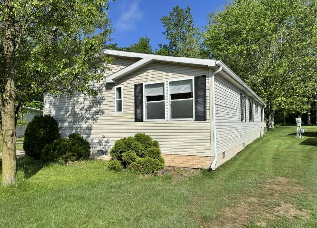 Property at 829 Savannah River Dr #82, Adrian, MI 49221, 3 beds, 2 baths