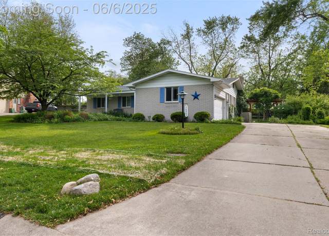 Property at 36963 Heatherton Dr, Farmington, MI 48335, 3 beds, 3 baths
