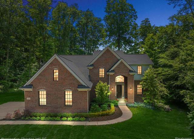 Property at 16463 Constance Ct, Northville, MI 48168, 5 beds, 4.5 baths