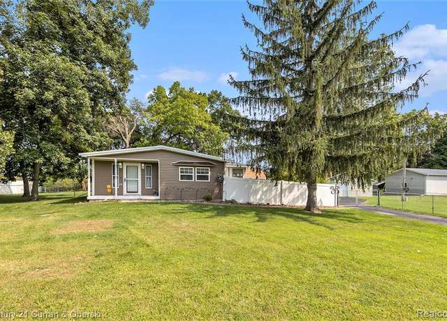 Property at 10228 Rexford Rd, Napoleon Township, MI 49240, 3 beds, 2 baths