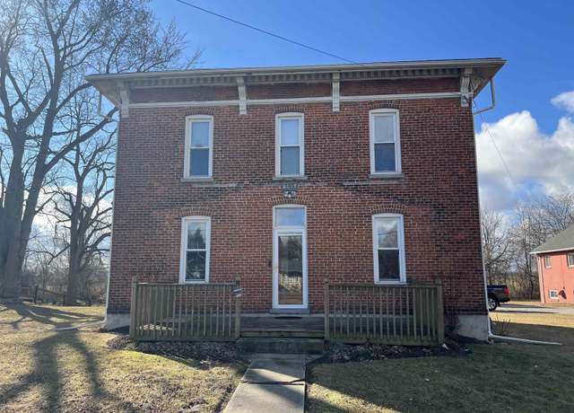 Property at 2029 Manhattan St, Erie, MI 48133, 4 beds, 1.5 baths