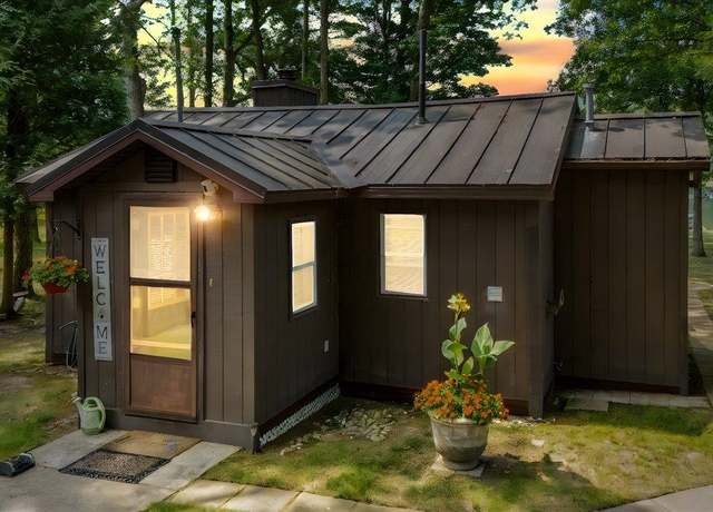 Property at 7119 Jose Lake Rd, Plainfield Township, MI 48761, 2 beds, 1 bath