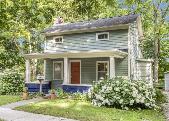 Property at 1308 Traver Rd, Ann Arbor, MI 48105, 2 beds, 2 baths