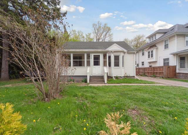 Property at 715 W Holmes Rd, Lansing, MI 48910, 2 beds, 1.5 baths