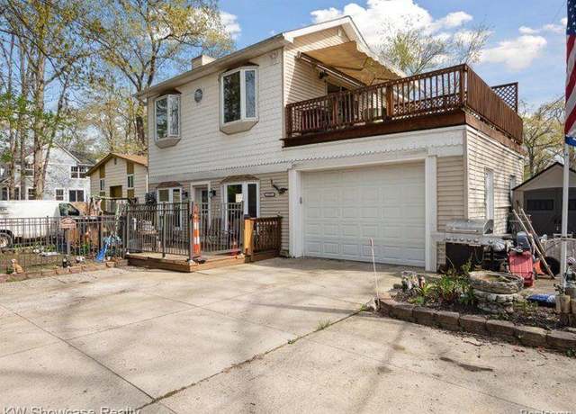 Property at 1735 Wickham, Commerce Twp, MI 48382, 4 beds, 3 baths