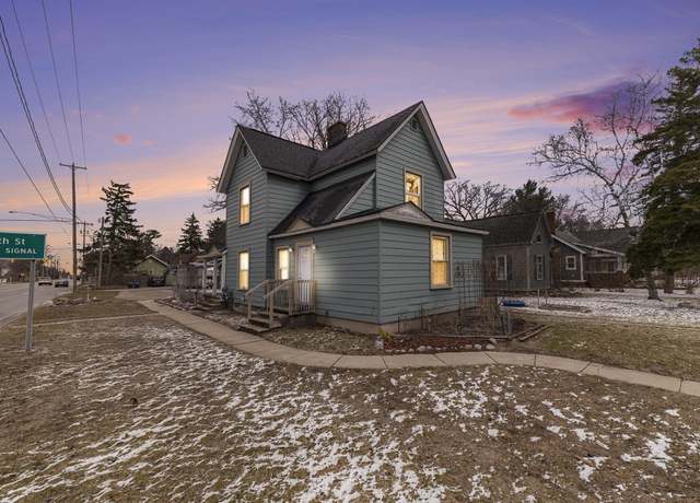 Property at 630 W Eighth St, Traverse City, MI 49684, 4 beds, 2 baths