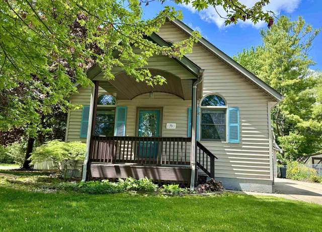 Property at 1201 N Chilson St, Bay City, MI 48706, 2 beds, 1.5 baths
