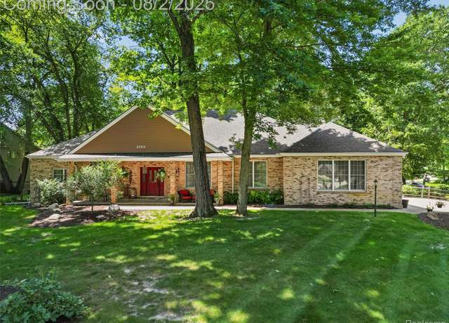 Property at 2560 Darren Dr, Washington, MI 48094, 4 beds, 3 baths