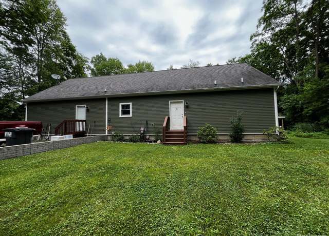 Property at 895 Jennings Rd, Whitmore Lake, MI 48189, 3 beds, 2 baths