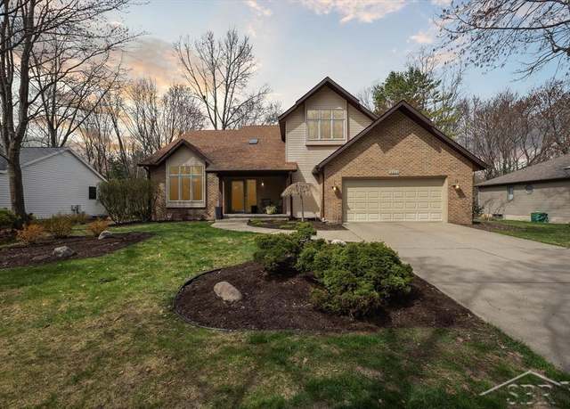 Property at 2904 Jeffrey Ln, Midland, MI 48640, 4 beds, 3 baths
