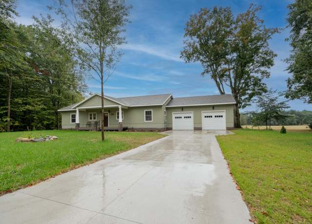 Property at 3935 W Destiny Dr, Hart, MI 49420, 3 beds, 2 baths