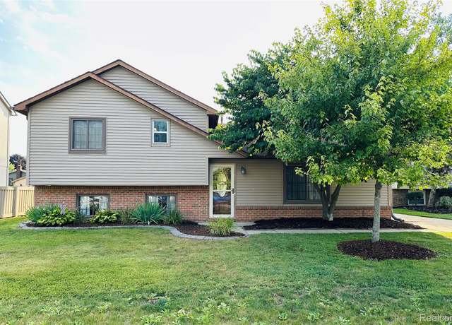 Property at 441 N Willard Rd, Canton, MI 48187, 3 beds, 2 baths