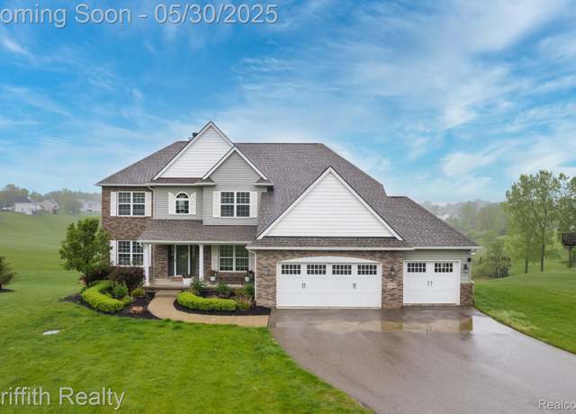 Property at 9869 Dartmouth Road Rd, Clarkston, MI 48348, 4 beds, 3.5 baths