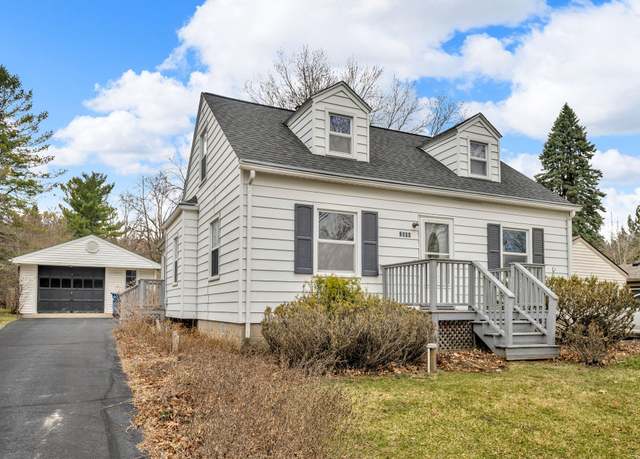 Property at 3389 Beaumont Rd, Ann Arbor, MI 48105, 3 beds, 1 bath