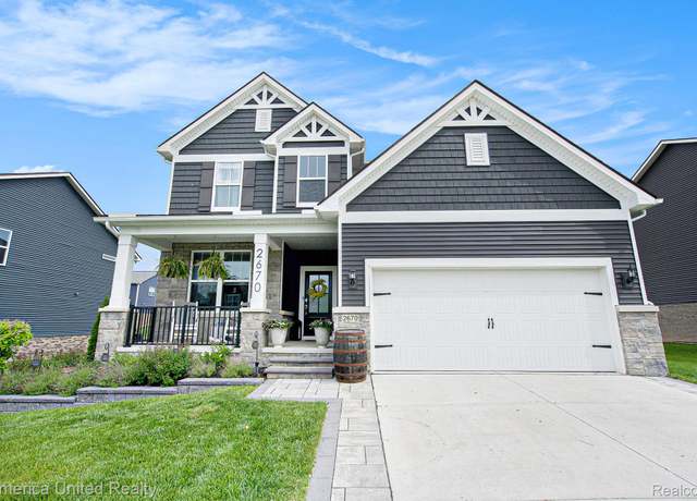 Property at 2670 Ironton Dr, Commerce Twp, MI 48382, 4 beds, 2.5 baths