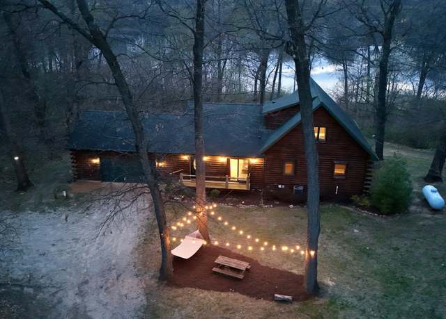 Property at 87126 County Road 687, Hartford, MI 49057, 3 beds, 2 baths