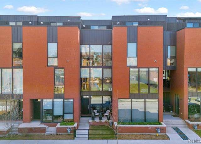 Property at 258 Edmund Pl, Detroit, MI 48201, 2 beds, 3 baths