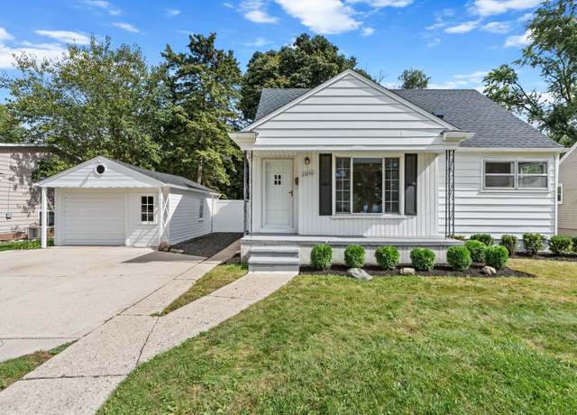 Property at 23256 Violet St, Farmington, MI 48336, 3 beds, 1 bath