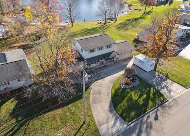 Property at 9265 Steephollow Dr, White Lake, MI 48386, 4 beds, 2 baths