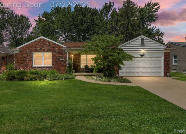 Property at 21235 River Rd, Grosse Pointe Woods, MI 48236, 3 beds, 1.5 baths