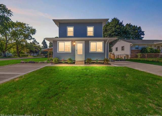 Property at 992 Parkwood Ave, Ypsilanti, MI 48198, 4 beds, 2 baths