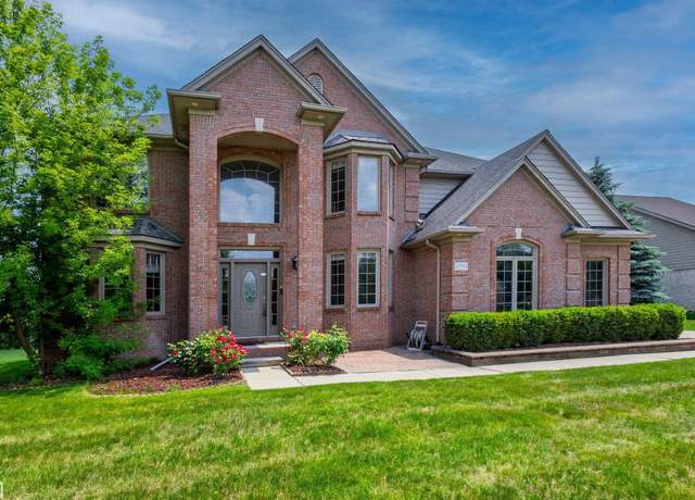 Property at 47584 Rail Dr, Shelby Twp, MI 48315, 4 beds, 2.5 baths