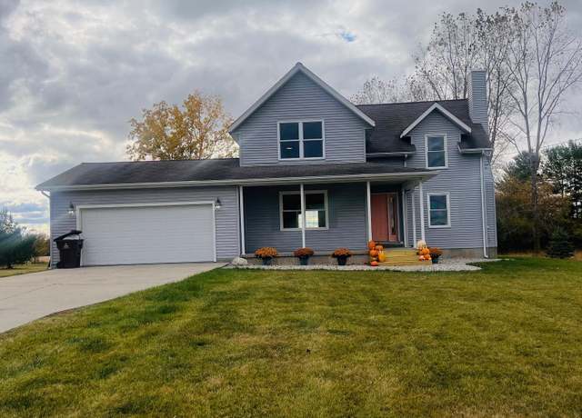 Property at 7925 N Luce Rd, Pine River Twp, MI 48801, 4 beds, 3 baths